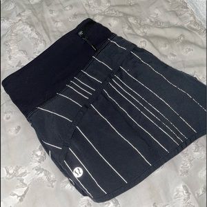 Lululemon Speed Up shorts with reflective stripes!